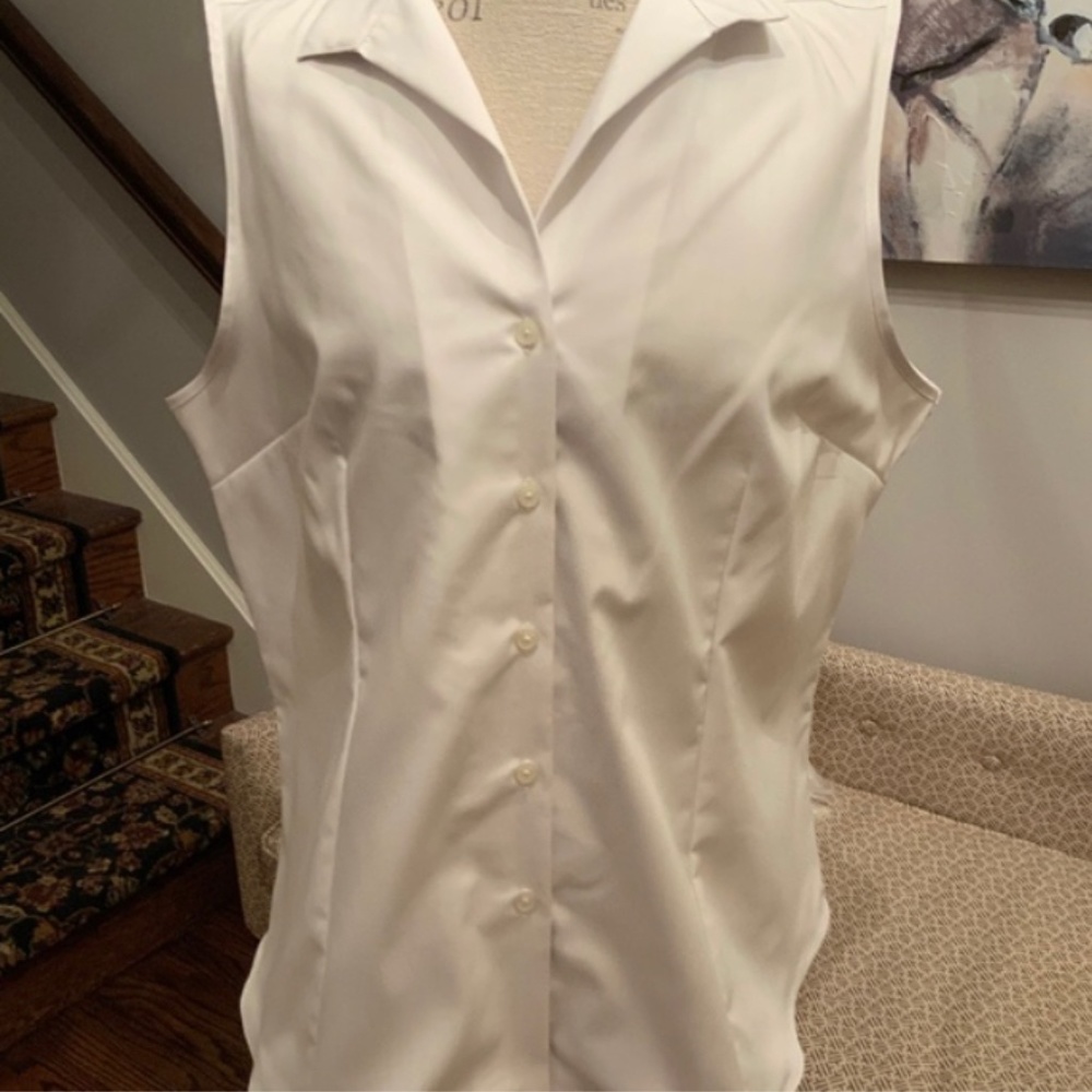 Jones NY Sleeveless Shirt